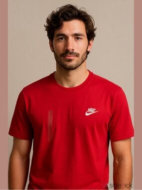 Nike Sportswear Club Men’s Tee Shirt Red, Size Small…Brand New with Tags!